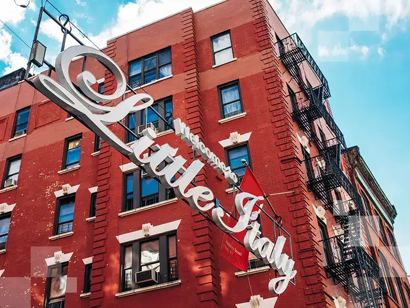 Od miejsc z długoletnią tradycją po najnowsze trendy kulinarne – Big Apple nie pozwoli Ci głodować.