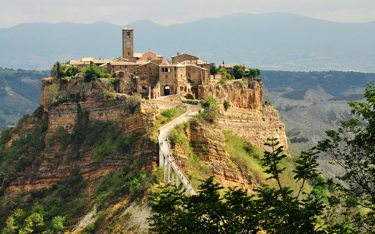 Umierające miasto Civita di Bagnoregio we Włoszech