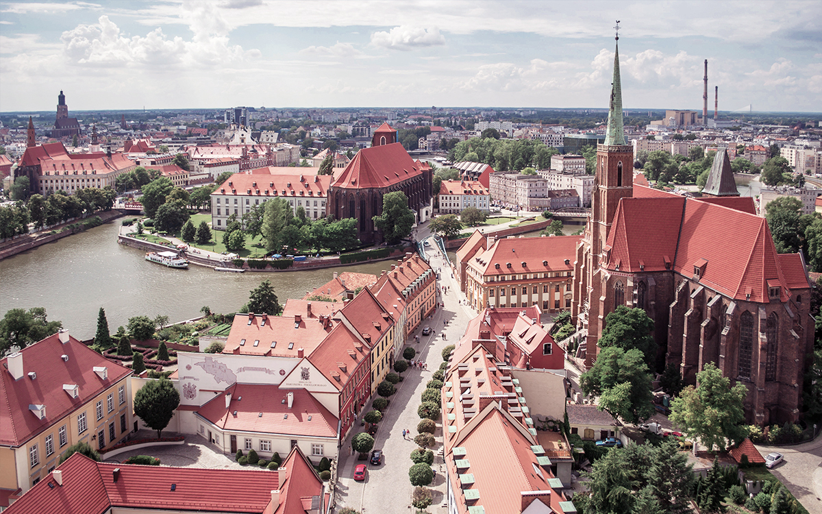 Tanie loty Warszawa Wrocław: Ostrów Tumski z lotu ptaka