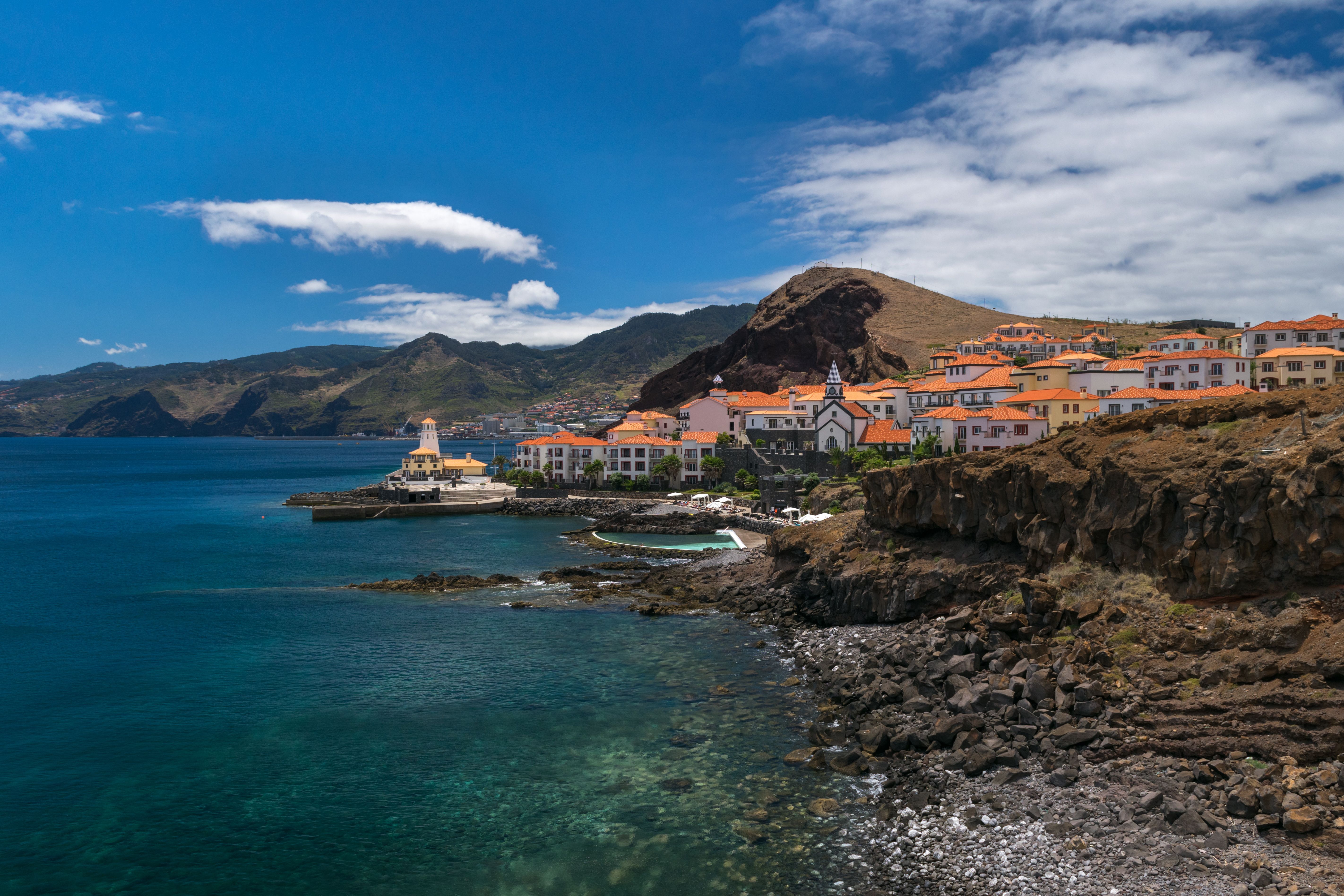 Wypożyczalnie samochod&oacute;w Cani&ccedil;o