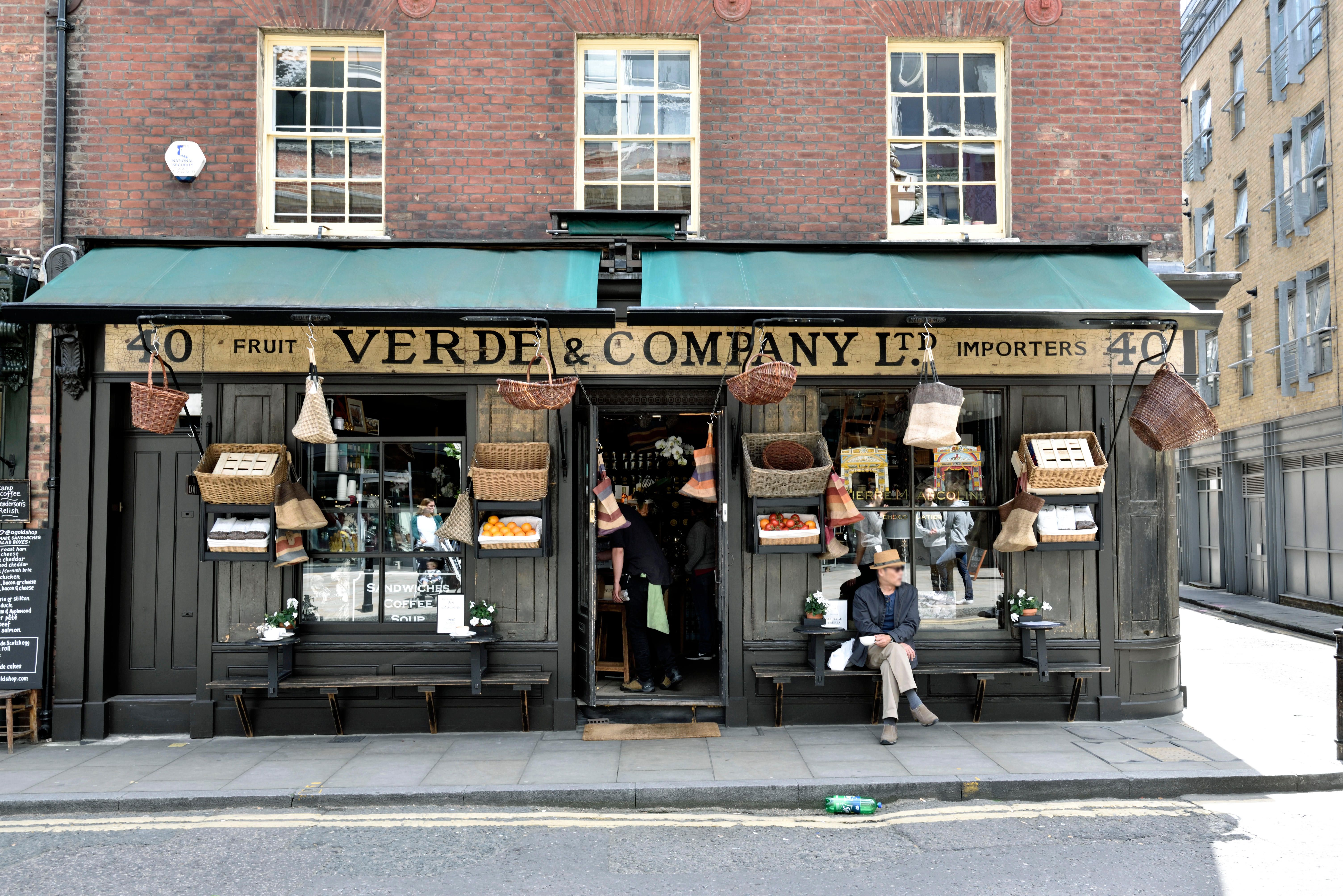 Znajdź tanie loty na trasie Krak&oacute;w - Londyn