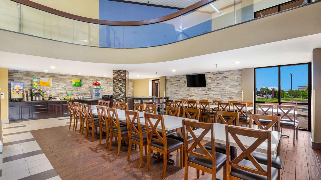 Quality Inn and Suites Florence - Cincinnati South