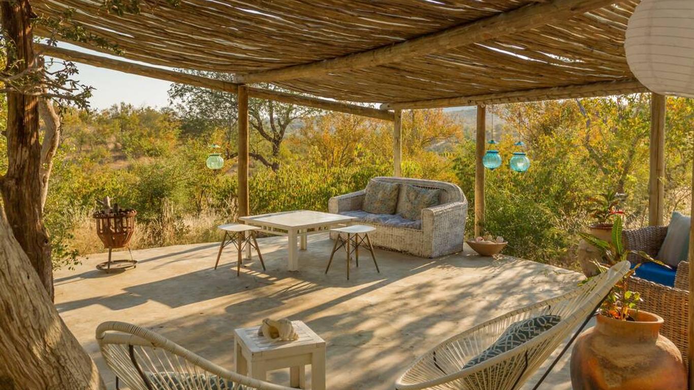 Mbizi Bush Lodge