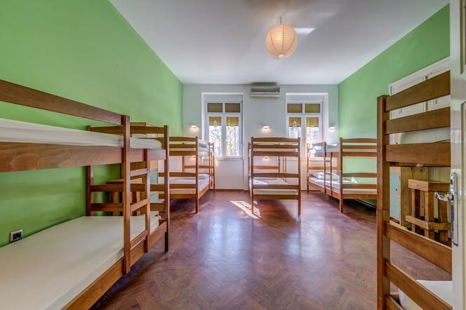Adriatic Hostel - Youth Only