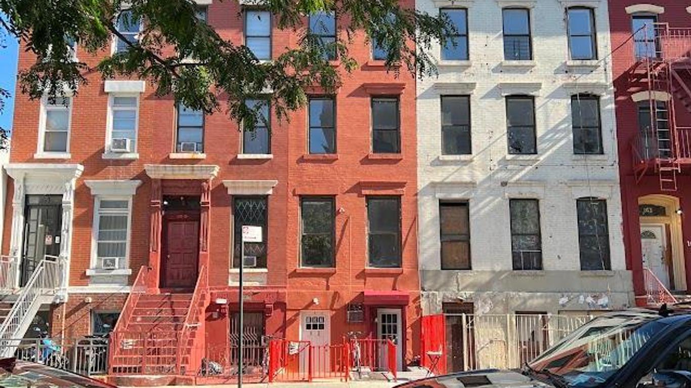 East Harlem Hostel