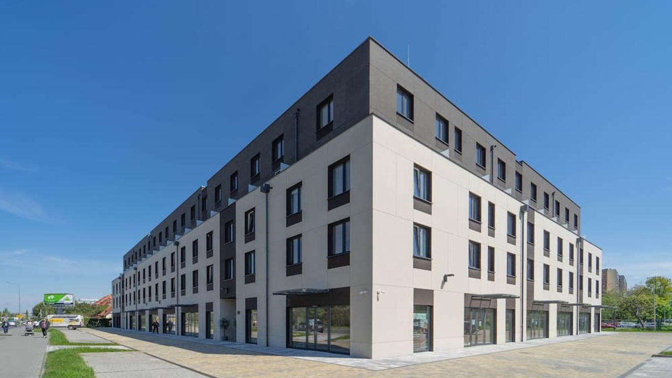 Milo Aparthotel