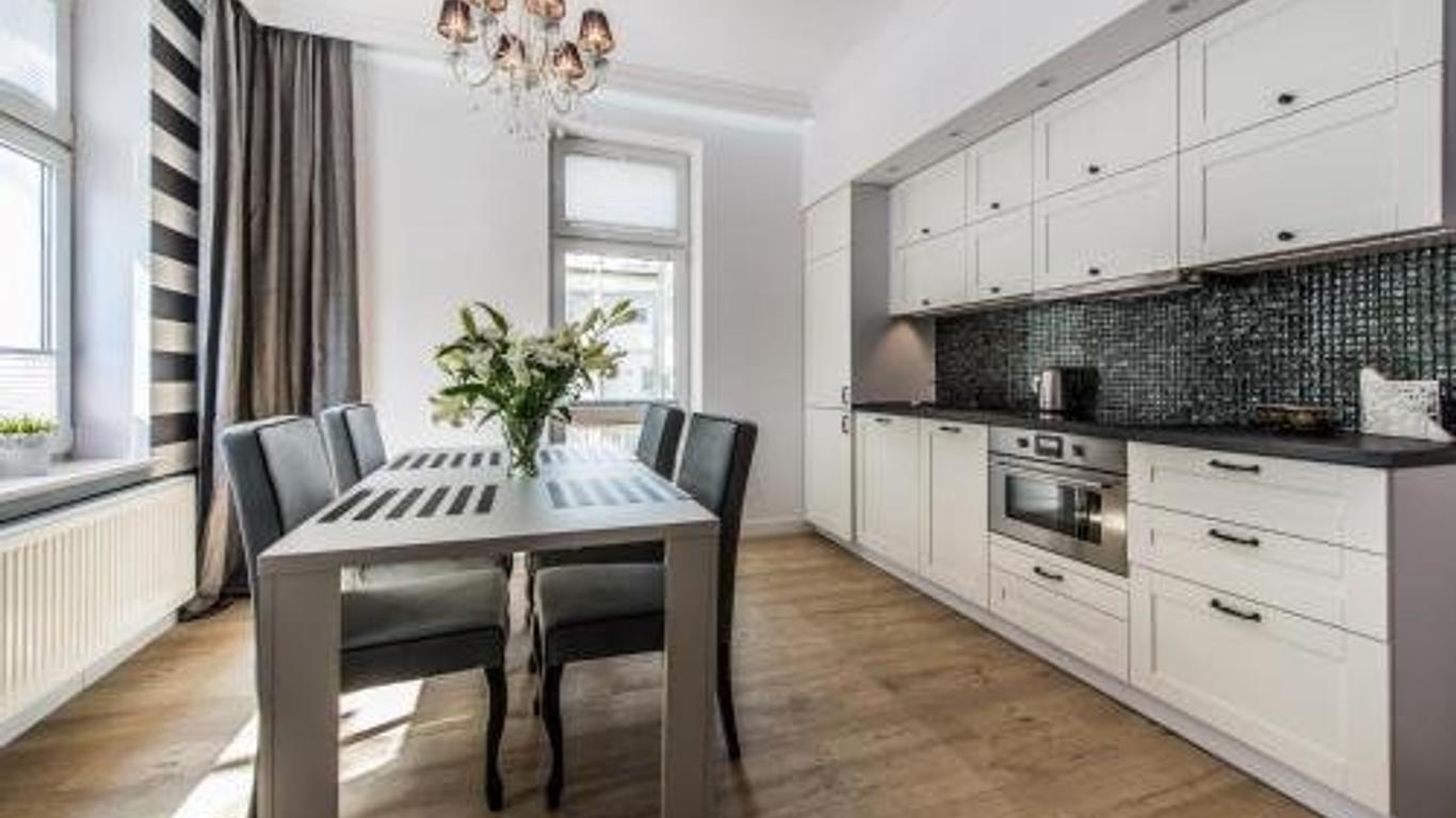 Top Booking - New