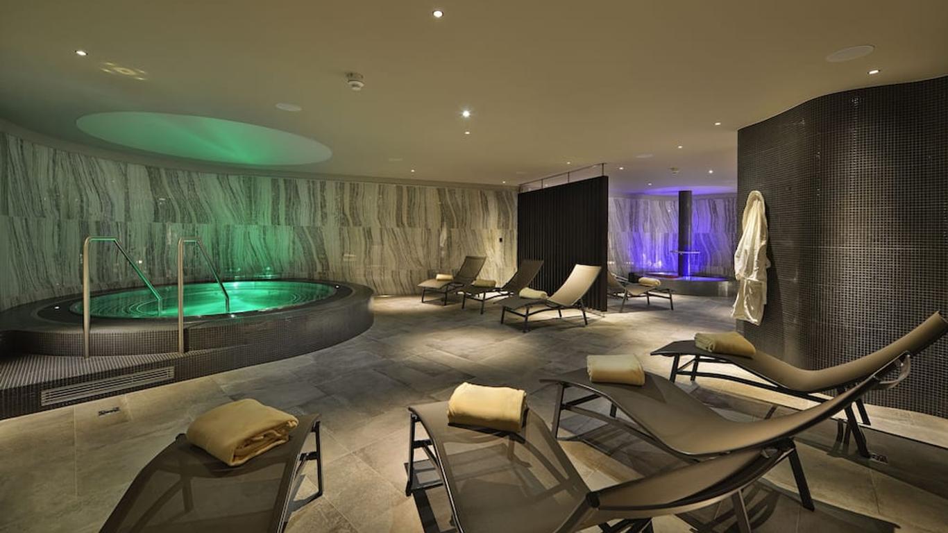 Grand Hotel Hradec