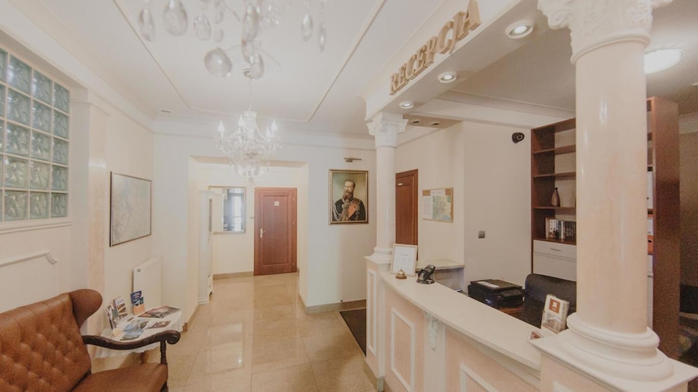 Hotel Cesarski