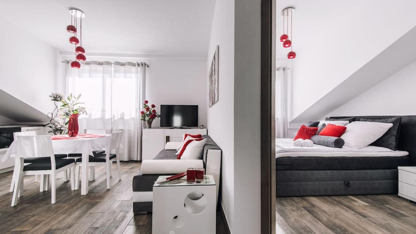 City Lights Apartments - Arianska