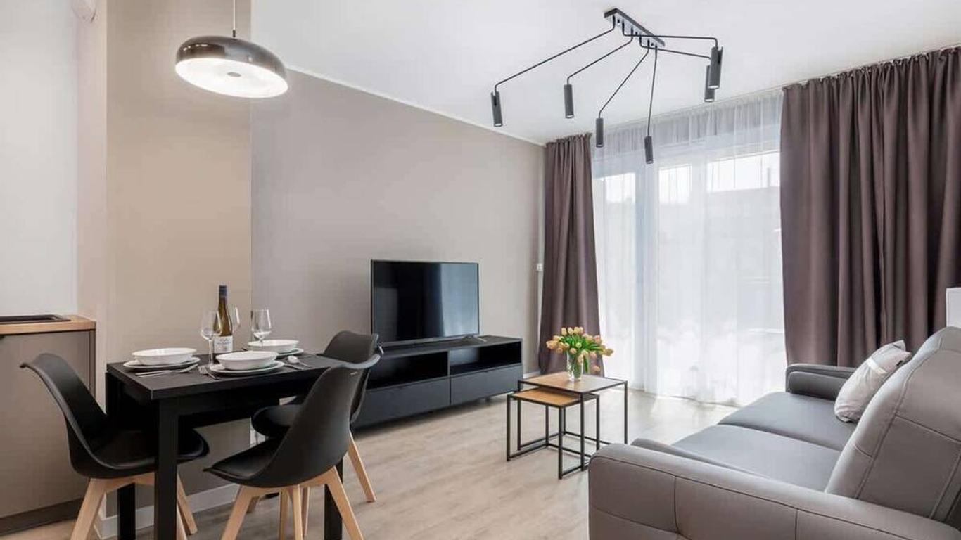 Modern City Center Apartments by Noclegi Renters