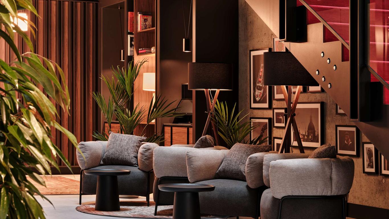 Radisson Red Hotel & Apartments, Krakow