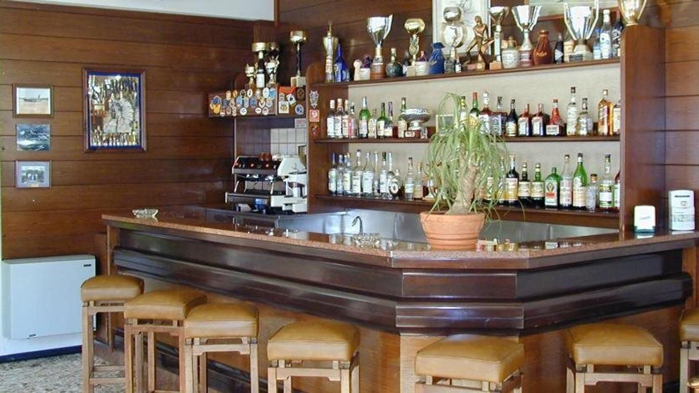 Hotel Bristol