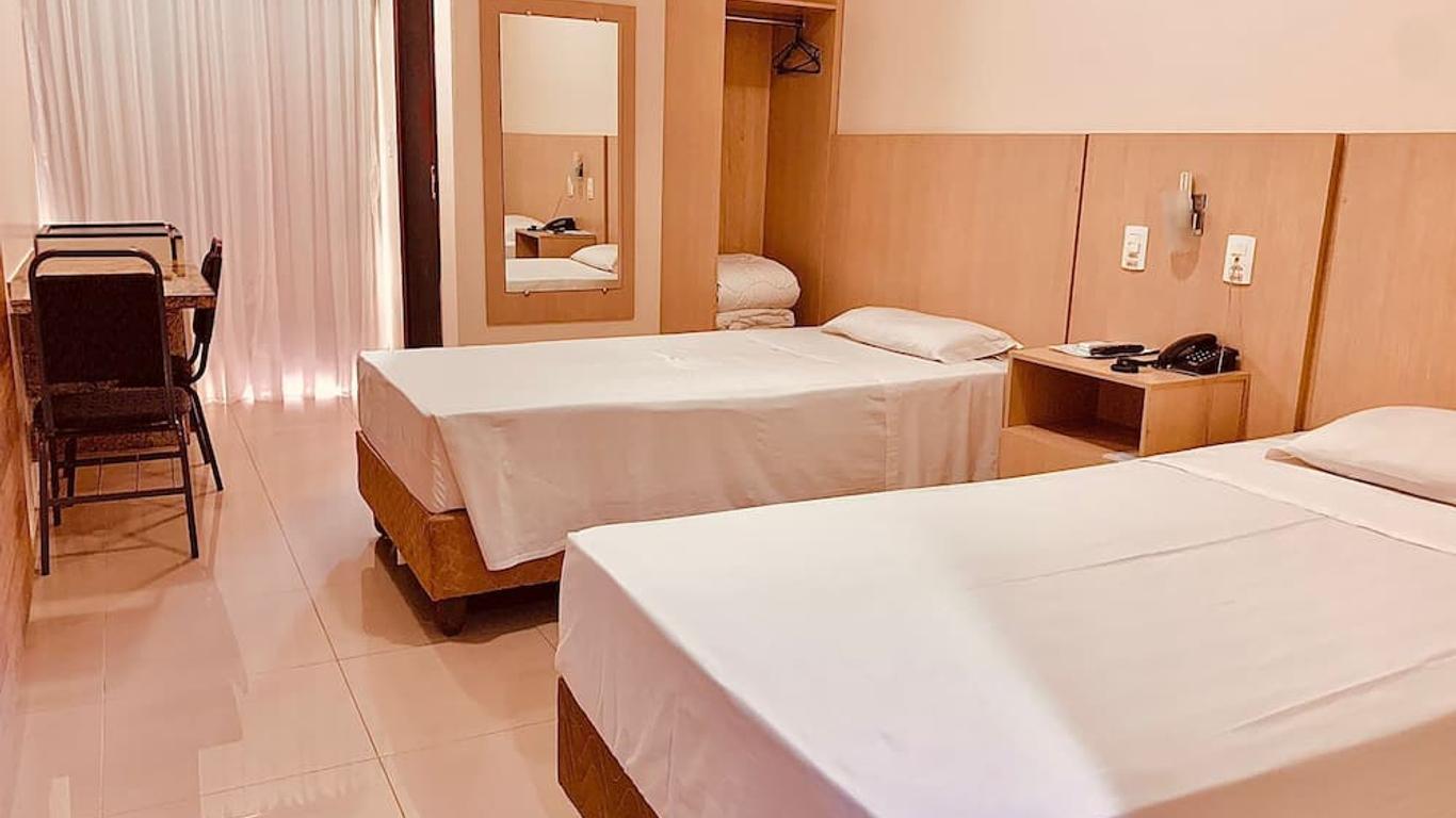 Victoria Plaza Hotel