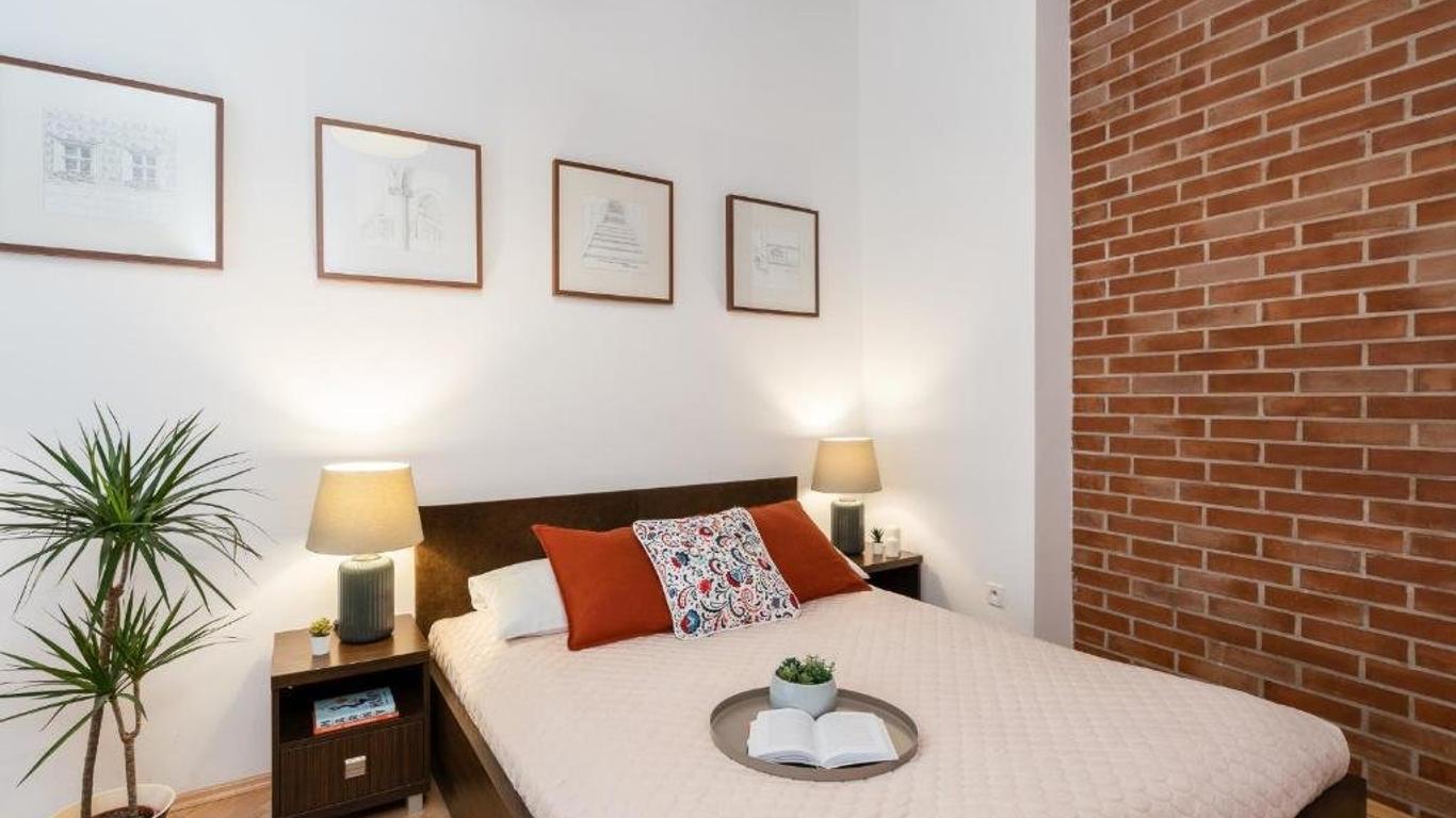 Sleeping In Krakow Apartments