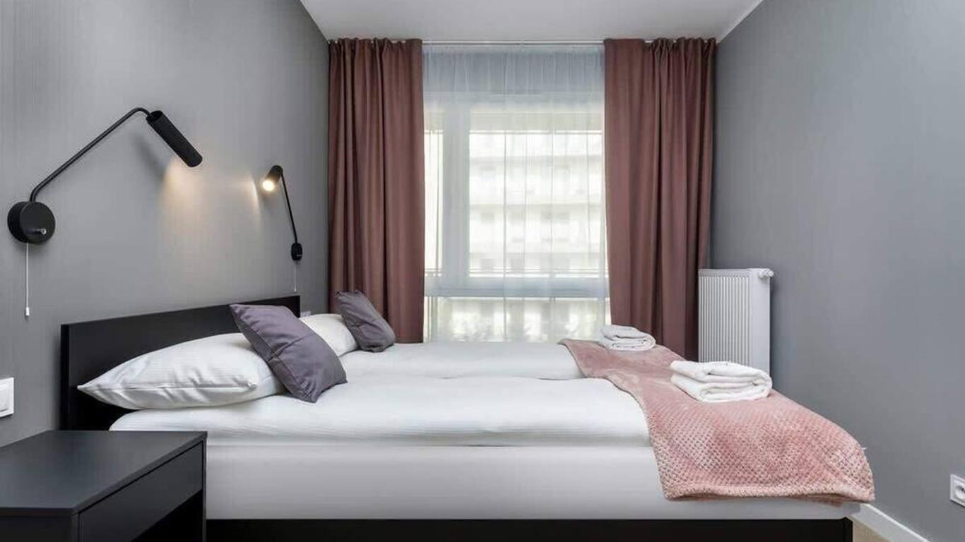 Modern Apartments City Center by Renters