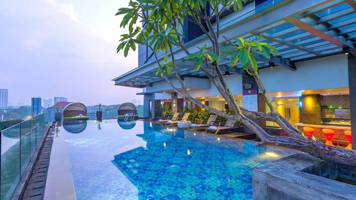 Ibis Styles Surabaya Jemursari