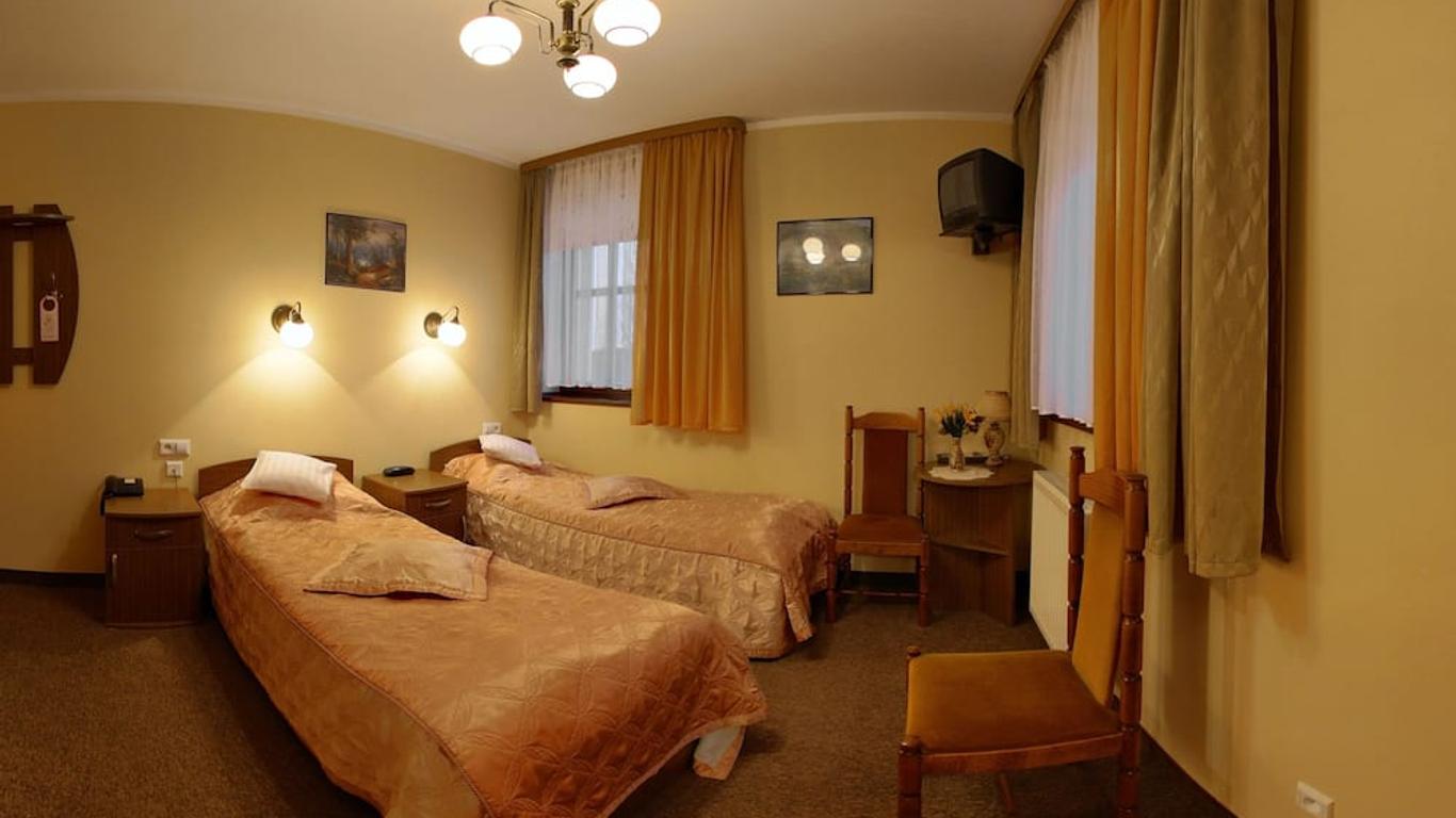 Hotel Podzamcze