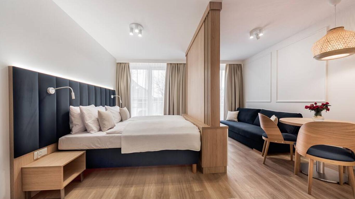 Aurum Aparthotel