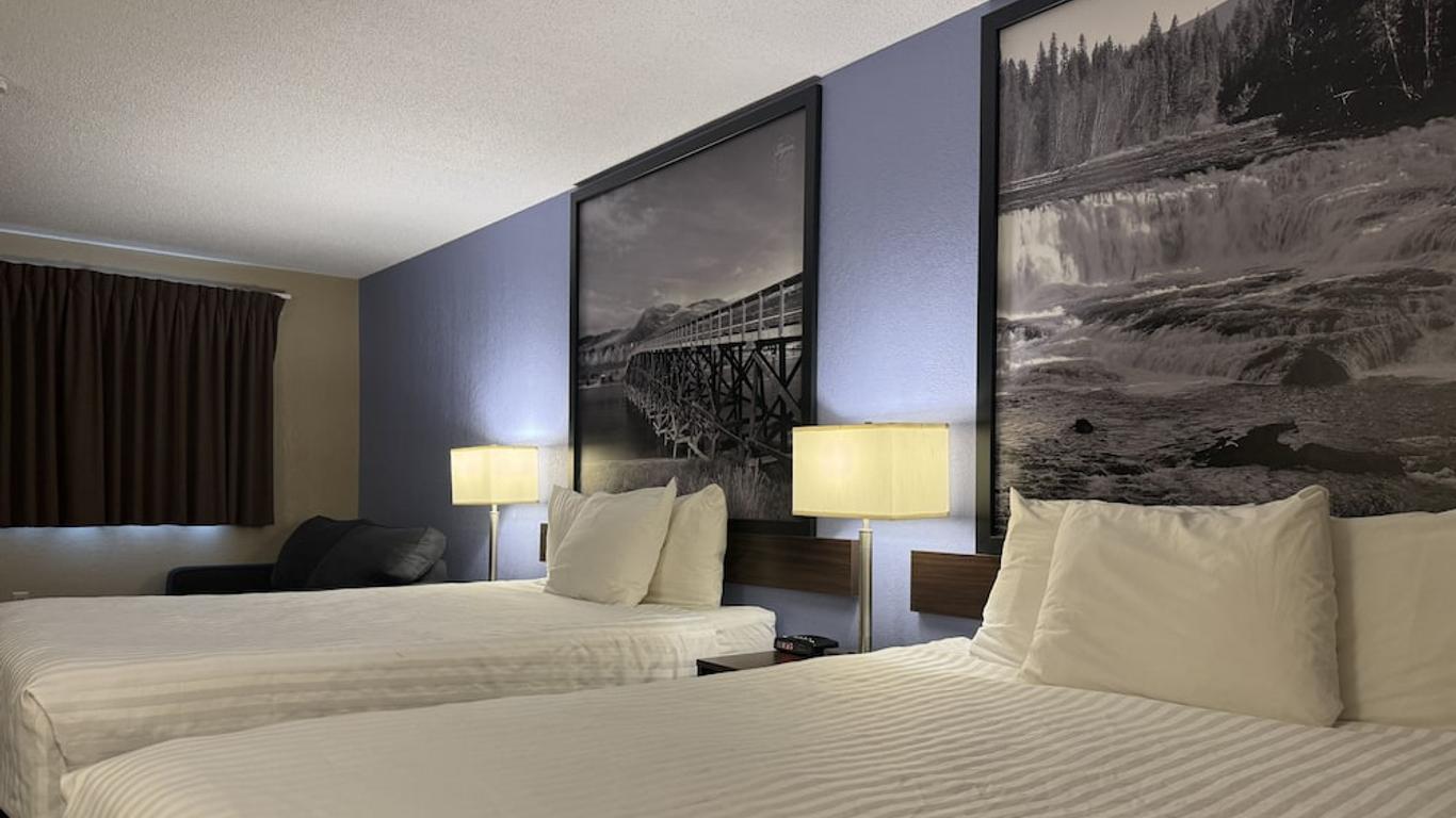 Super 8 by Wyndham Kamloops On The Hill