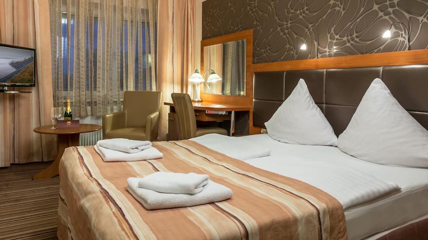 Hotel Ara