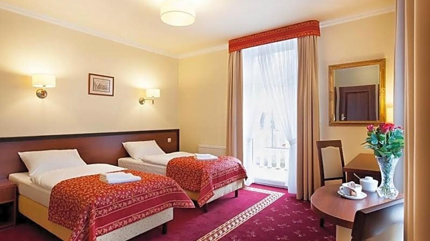 Hotel De Esperanto Medical & Spa