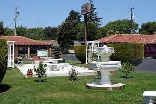 Wine Valley Lodge