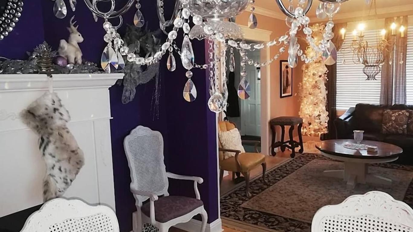 Charles Street Vacation Home