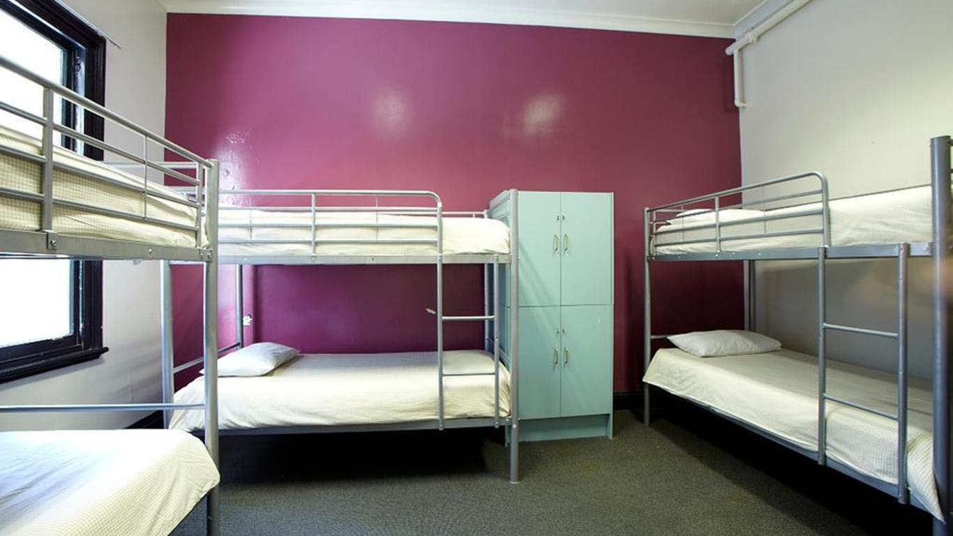 Nomads Brisbane Hostel