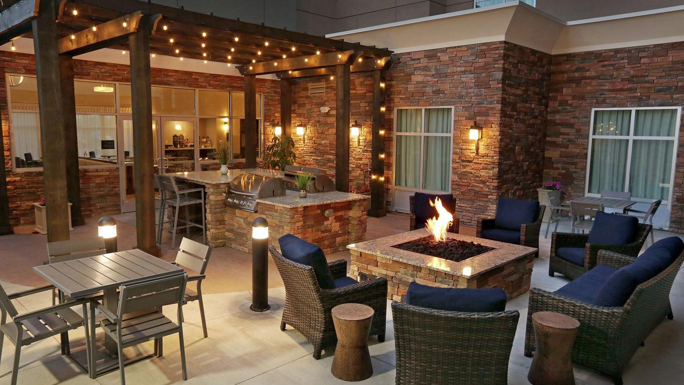 Homewood Suites by Hilton - West Fargo/Sanford Medical Center Area