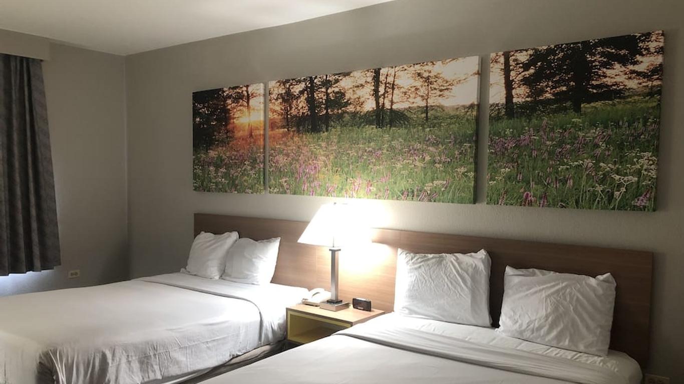 Days Inn & Suites by Wyndham Romeoville