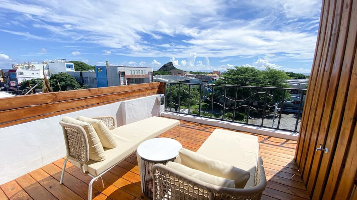 Kenting Sunhow Inn