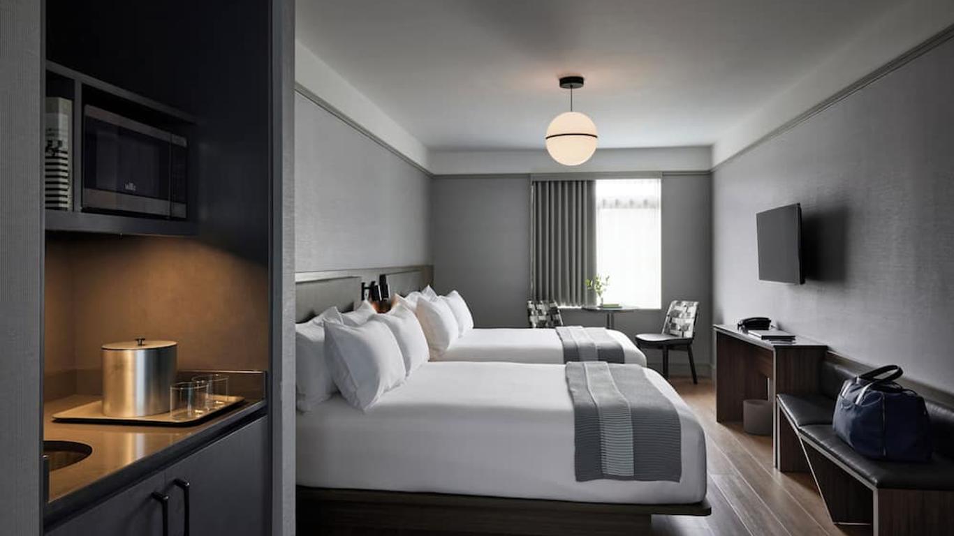 The Melrose Hotel