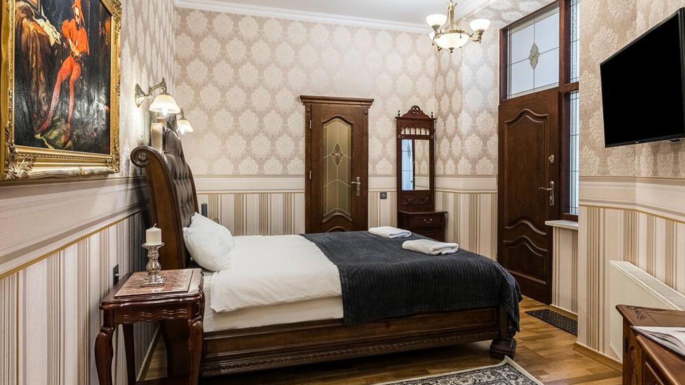Exclusive Royal Apartments