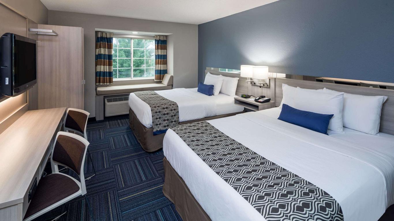 Microtel Inn & Suites by Wyndham Greenville / Woodruff Rd