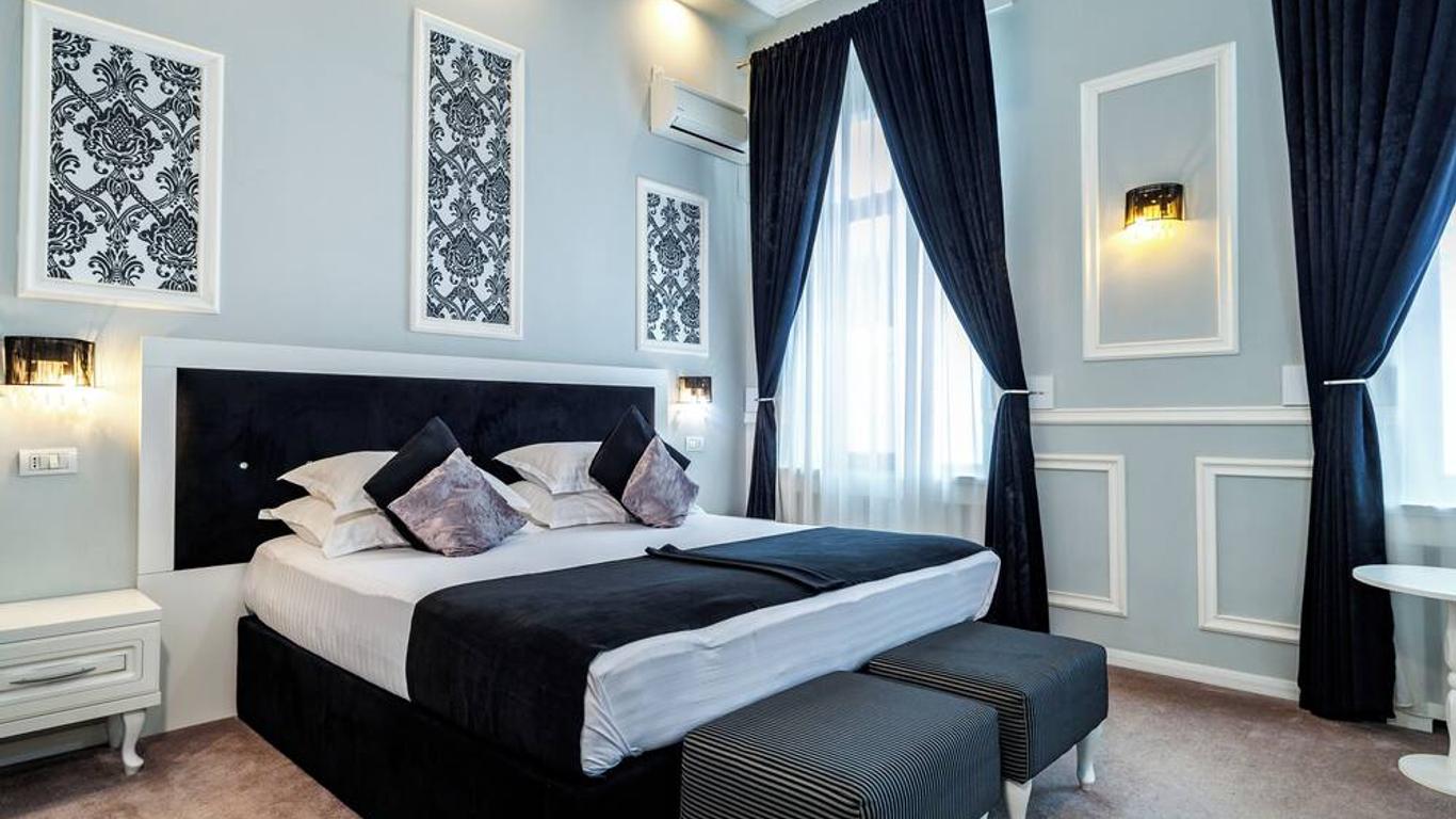 La Strada Boutique Villa