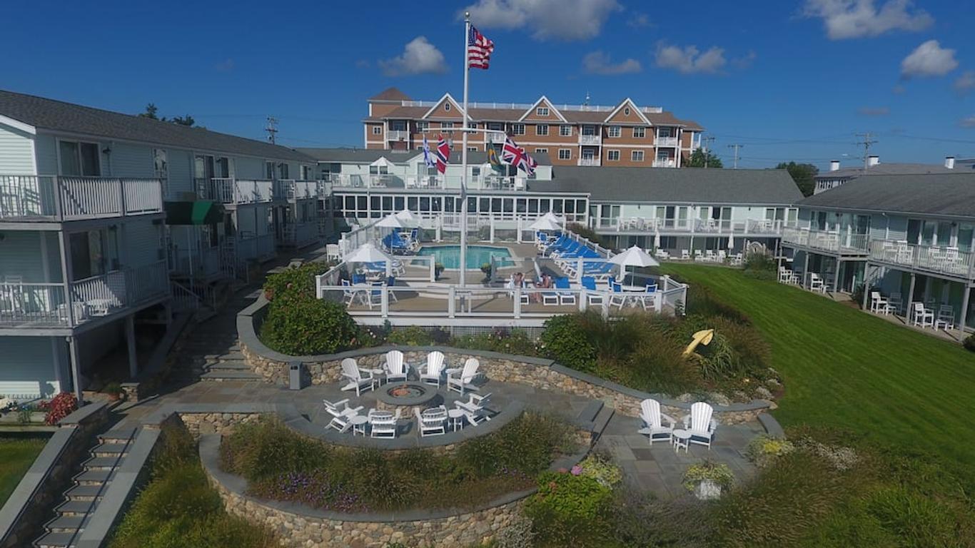 Anchor In Distinctive Waterfront Lodging