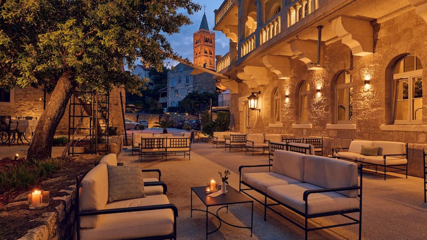Arbiana Heritage Hotel