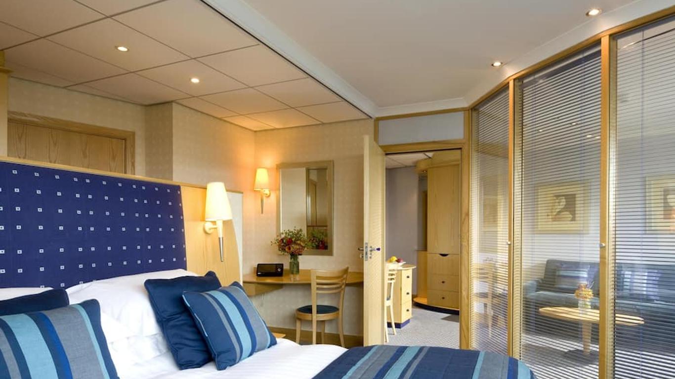 Bolton Stadium Hotel