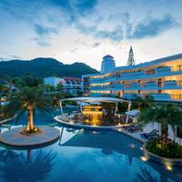Holiday Inn Resort Phuket Karon Beach, An IHG Hotel
