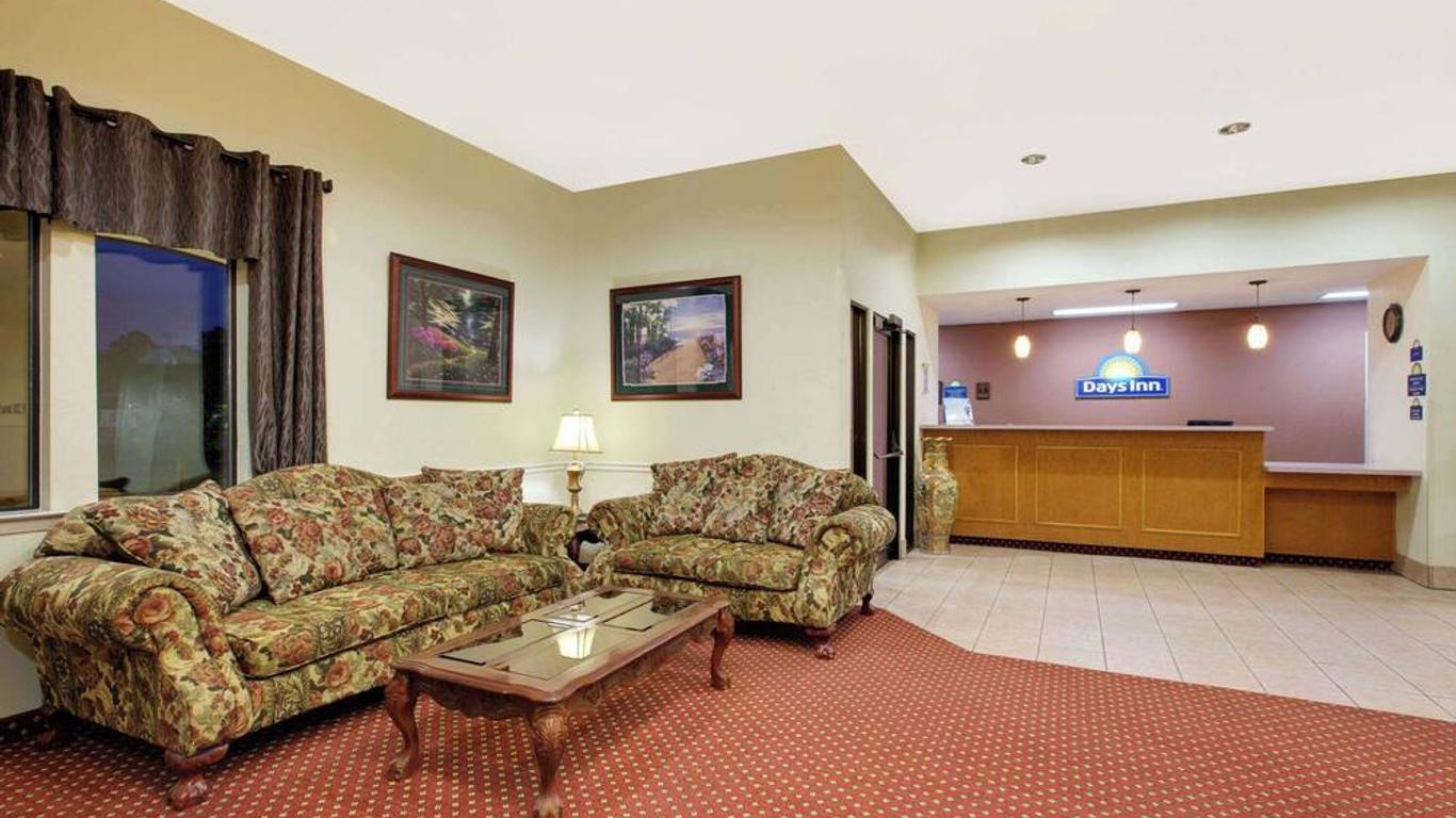 Days Inn by Wyndham Fairfield