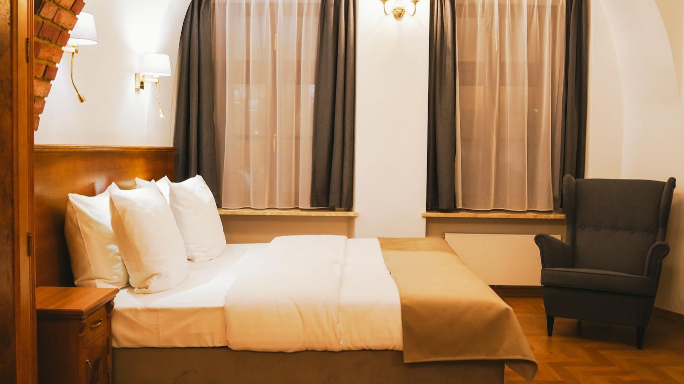 Amber Aparthotel