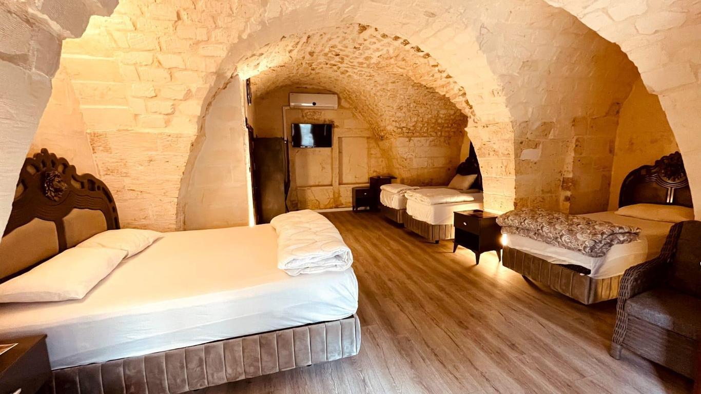 Aslan Guest House
