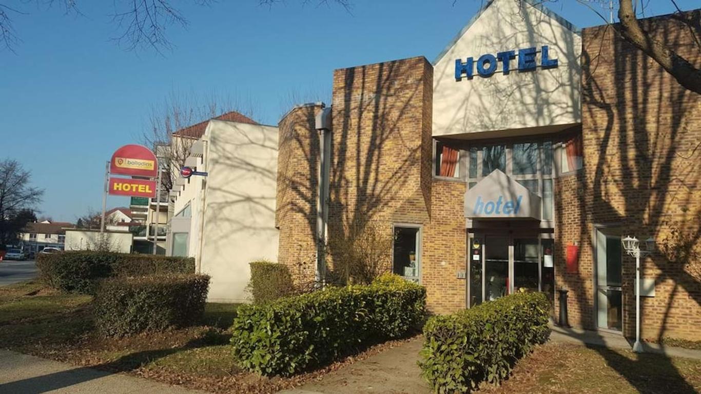 Hôtel initial by Balladins Torcy\/Marne la Vallée