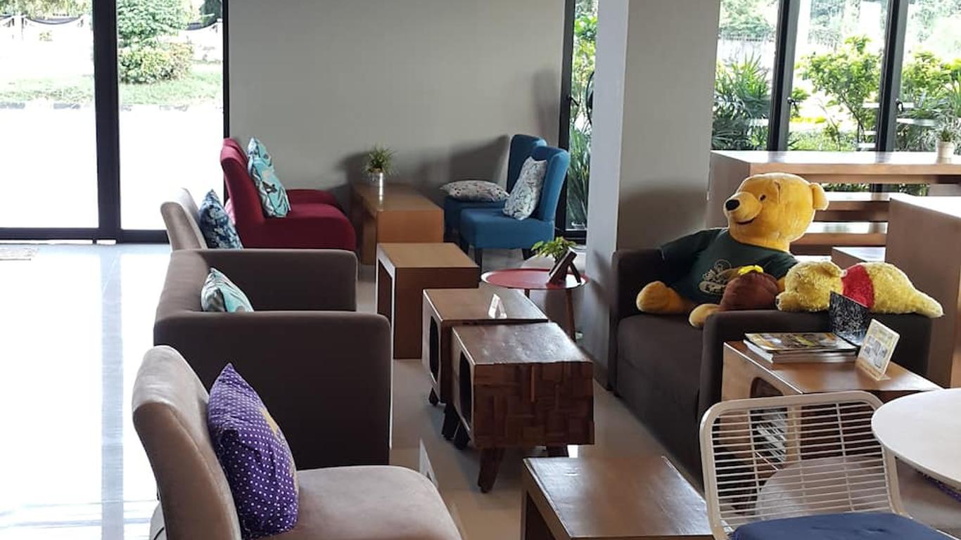 Bird Day Boutique Hotel