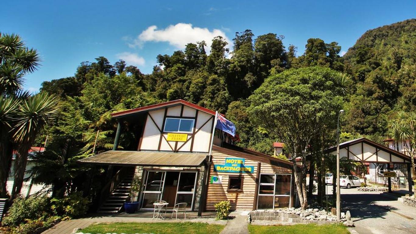 Chateau Backpackers & Motels