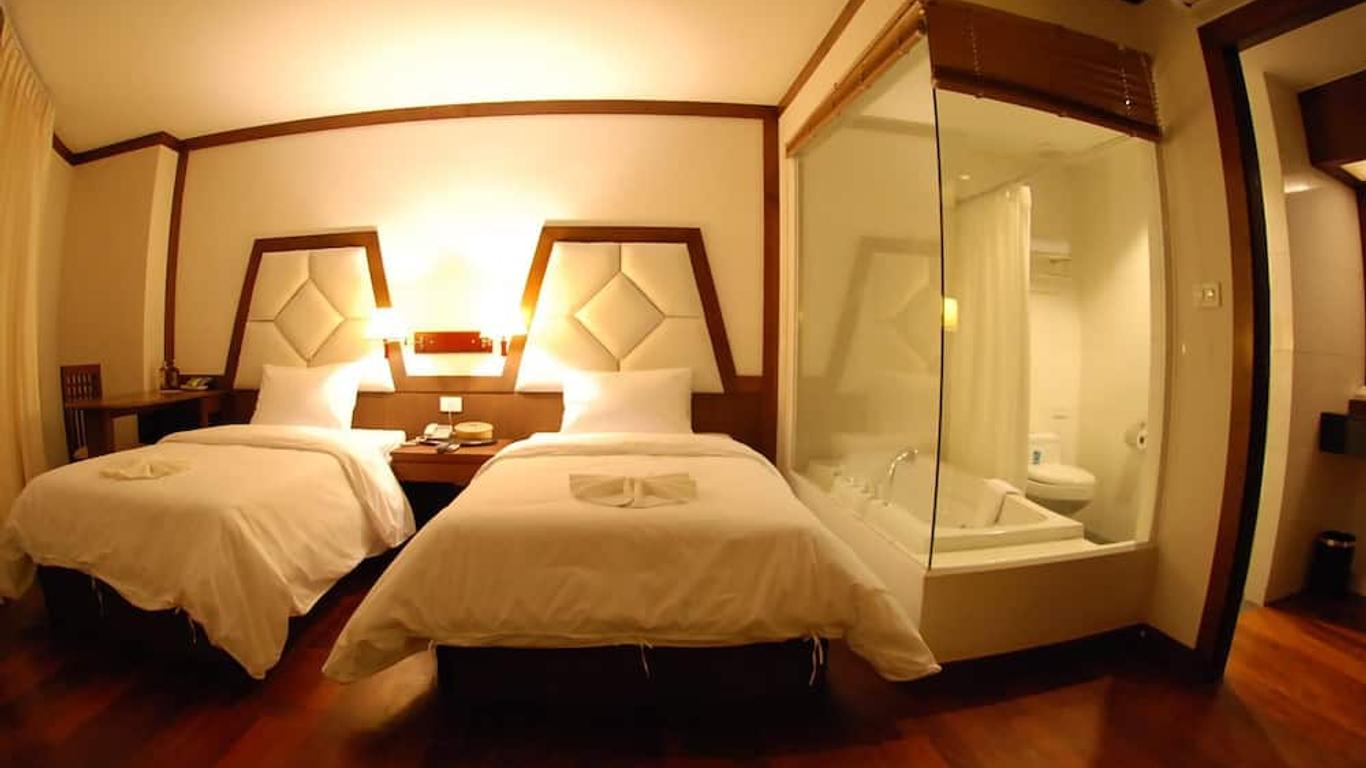 River City Hotel