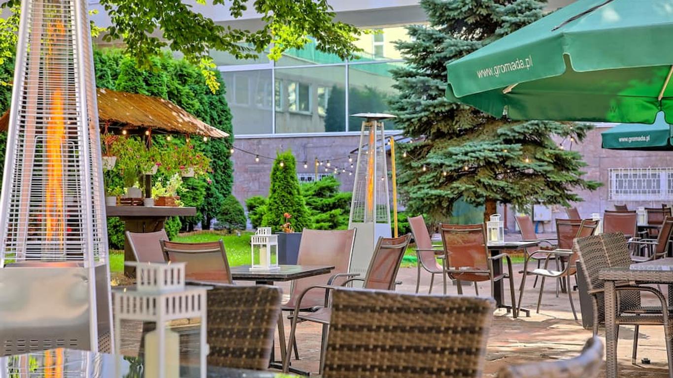 Hotel Gromada 'Dom Chłopa' Warszawa