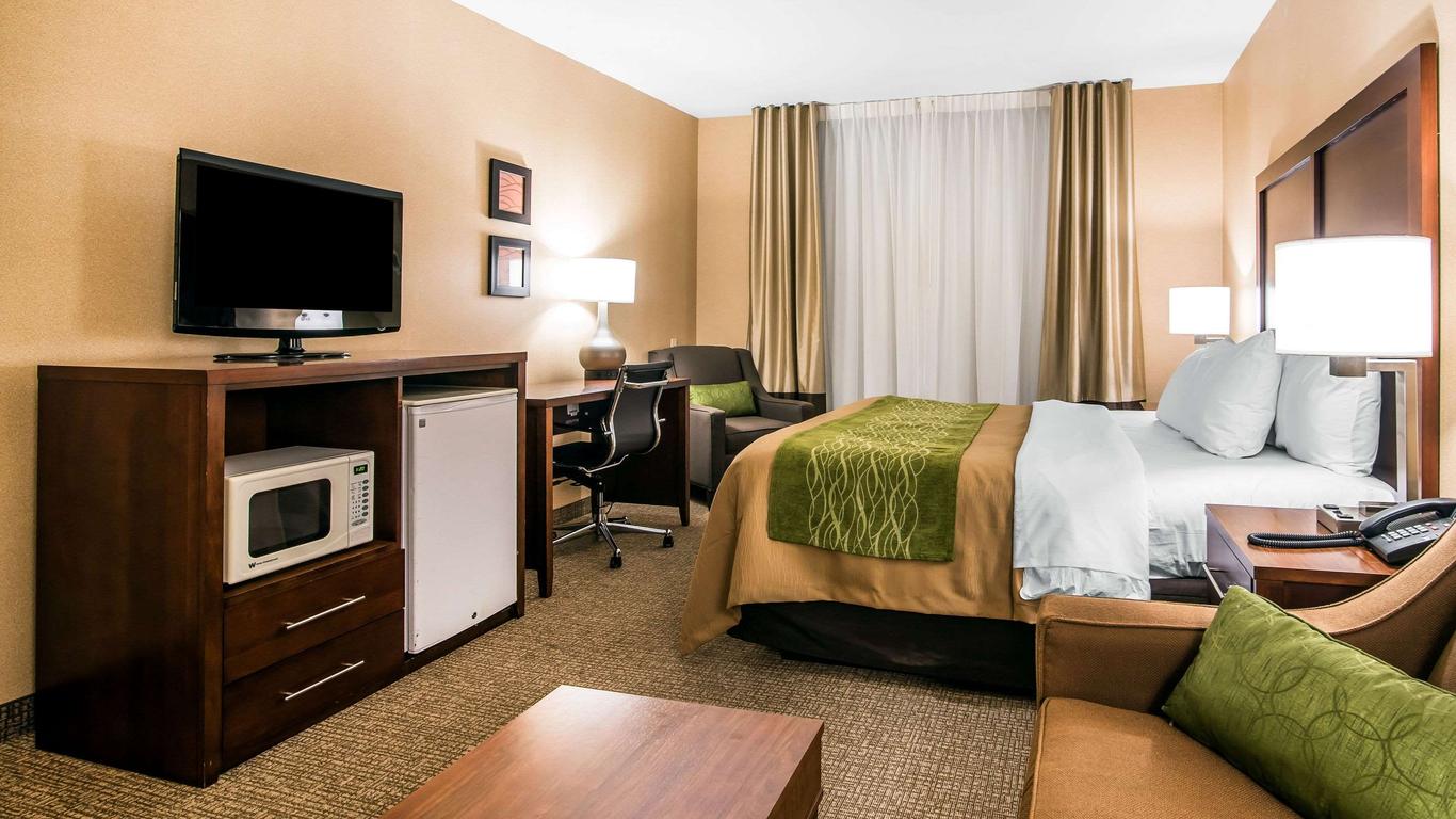 Quality Inn and Suites Towanda