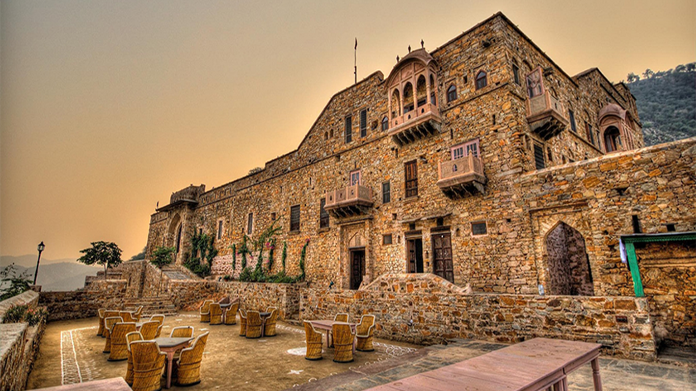 The Dadhikar Fort, Alwar